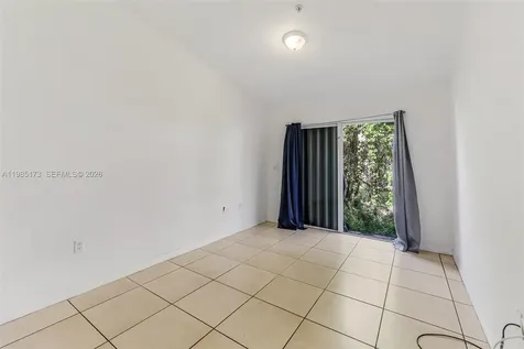 3916 SW 48th Avenue Pembroke Park FL 33023