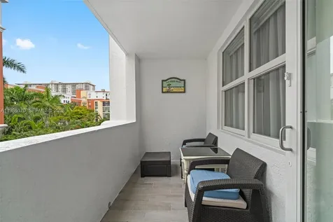 17125 N Bay Road Sunny Isles Beach FL 33160