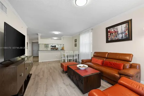 17125 N Bay Road Sunny Isles Beach FL 33160