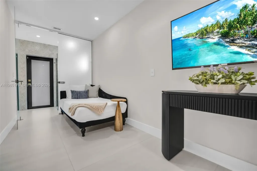 4430 Casper Court Hollywood FL 33021