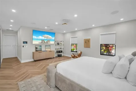 4430 Casper Court Hollywood FL 33021