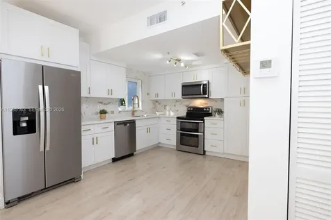 1611 SW 2nd Court Miami FL 33129