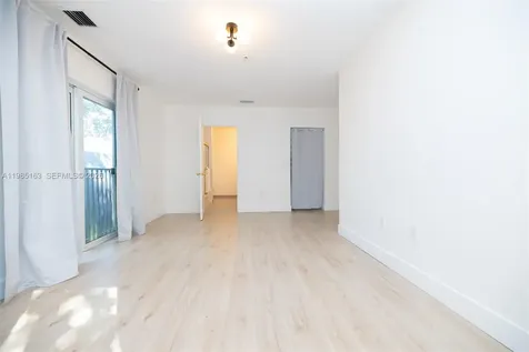 1611 SW 2nd Court Miami FL 33129