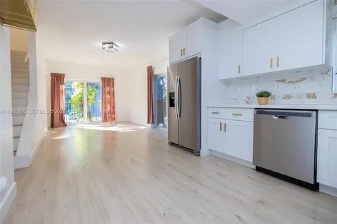 1611 SW 2nd Court Miami FL 33129