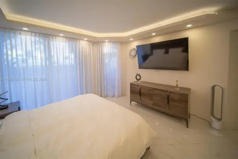 16445 Collins Avenue Sunny Isles Beach FL 33160