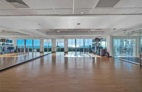 16445 Collins Avenue Sunny Isles Beach FL 33160