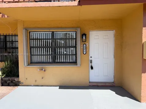2377 W 66th Place Hialeah FL 33016