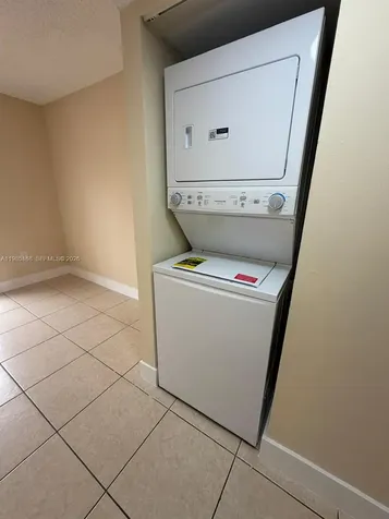 2377 W 66th Place Hialeah FL 33016