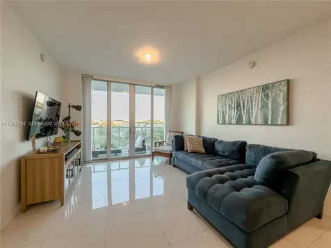 7825 NW 107th Avenue Doral FL 33178