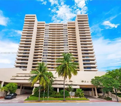 2555 Collins Avenue Miami Beach FL 33140