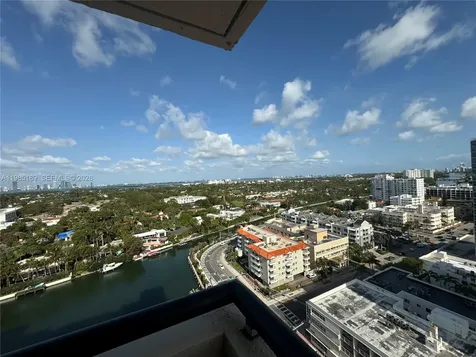 2555 Collins Avenue Miami Beach FL 33140