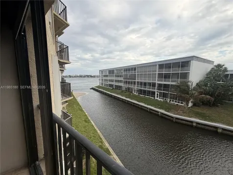 896 N Federal Highway Lantana FL 33462