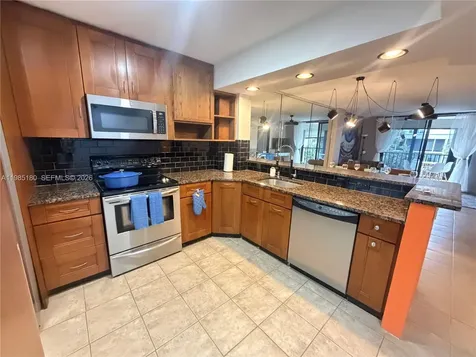 896 N Federal Highway Lantana FL 33462