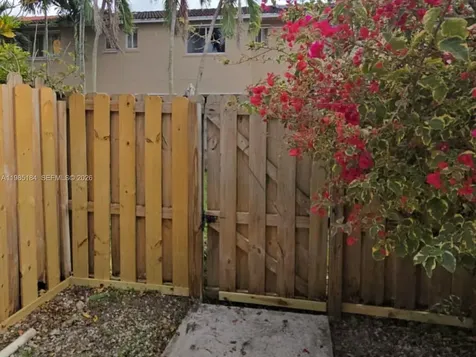 13926 SW 175th Terrace Miami FL 33177