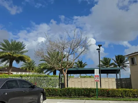 13926 SW 175th Terrace Miami FL 33177