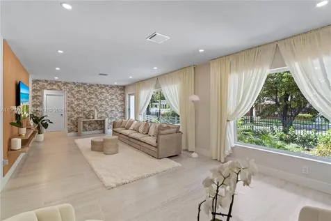 1345 SW 14th Avenue Miami FL 33145