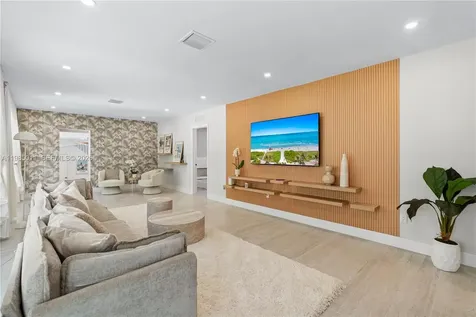 1345 SW 14th Avenue Miami FL 33145