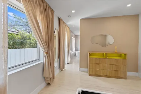 1345 SW 14th Avenue Miami FL 33145