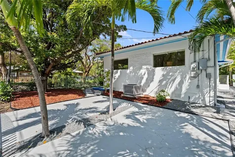 1345 SW 14th Avenue Miami FL 33145