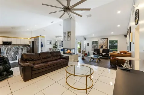 5431 SW 109th Avenue Davie FL 33328