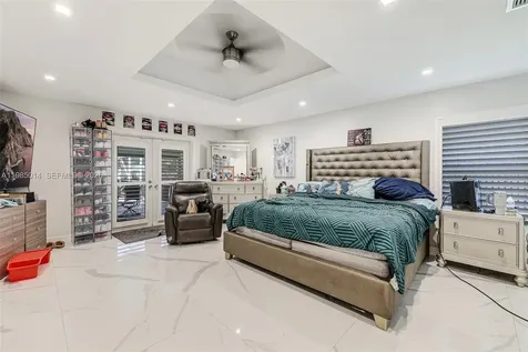 5431 SW 109th Avenue Davie FL 33328