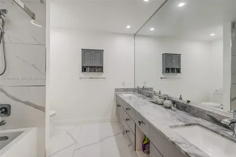 5431 SW 109th Avenue Davie FL 33328