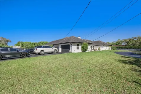 5431 SW 109th Avenue Davie FL 33328