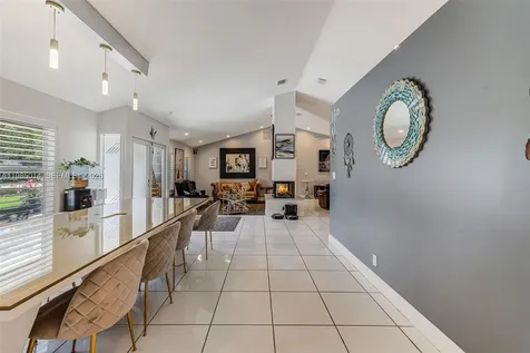 5431 SW 109th Avenue Davie FL 33328