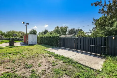 5431 SW 109th Avenue Davie FL 33328