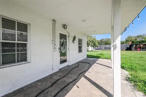 5431 SW 109th Avenue Davie FL 33328