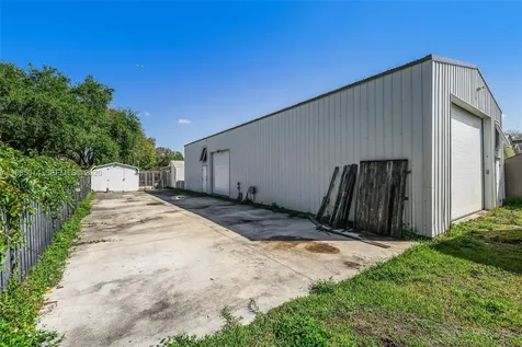 5431 SW 109th Avenue Davie FL 33328