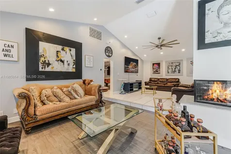 5431 SW 109th Avenue Davie FL 33328