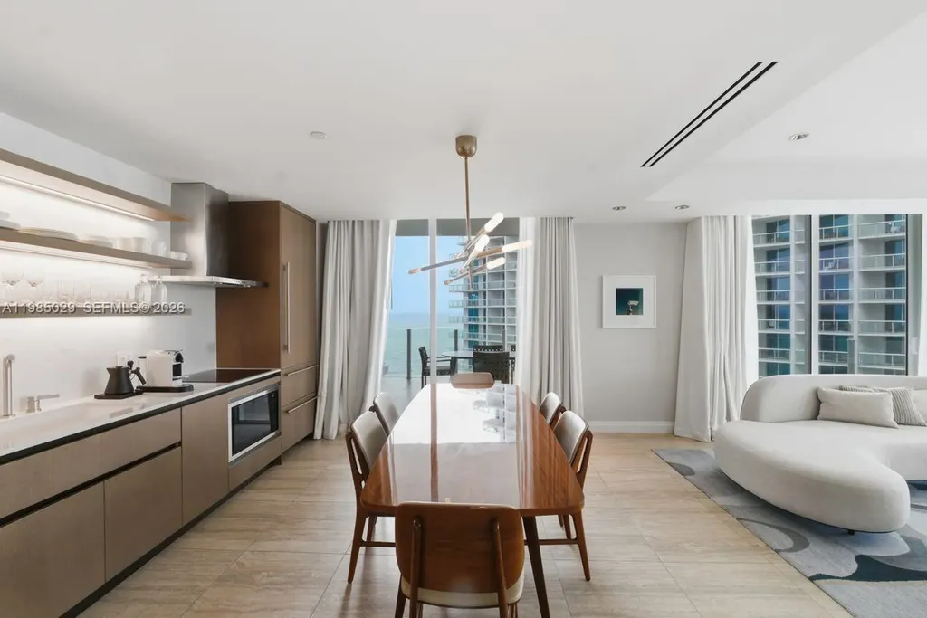 525 N Fort Lauderdale Beach Boulevard Fort Lauderdale FL 33304