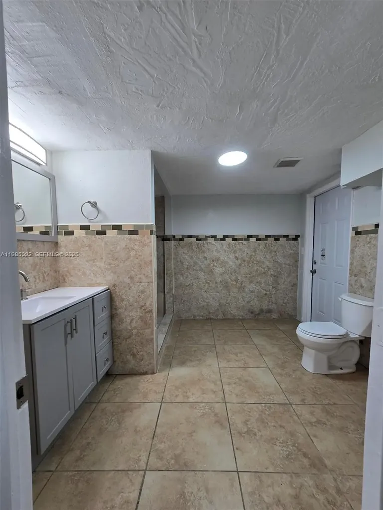 280 NW 31st Avenue Fort Lauderdale FL 33311