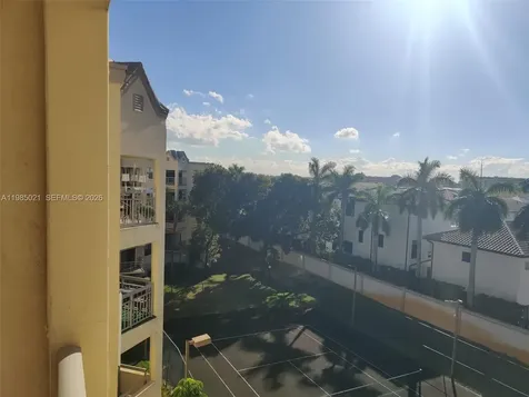 8290 Lake Drive Doral FL 33166