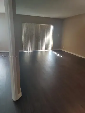 8290 Lake Drive Doral FL 33166