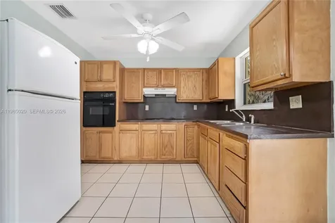 340 SE 4th Street Deerfield Beach FL 33441