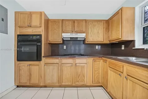 340 SE 4th Street Deerfield Beach FL 33441