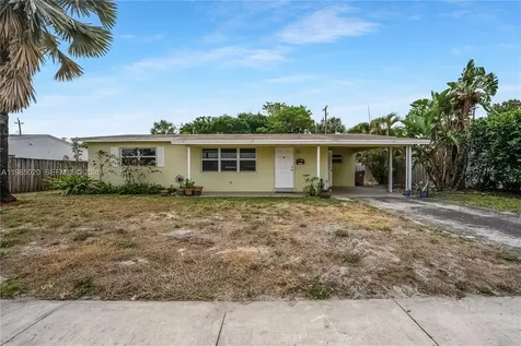 340 SE 4th Street Deerfield Beach FL 33441