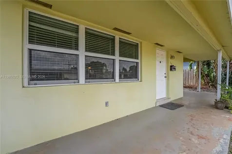 340 SE 4th Street Deerfield Beach FL 33441