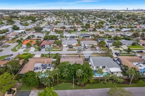 340 SE 4th Street Deerfield Beach FL 33441