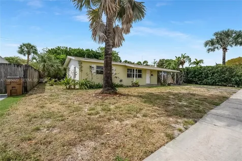 340 SE 4th Street Deerfield Beach FL 33441