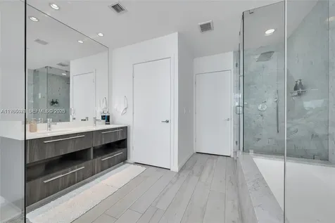480 NE 31st Street Miami FL 33137