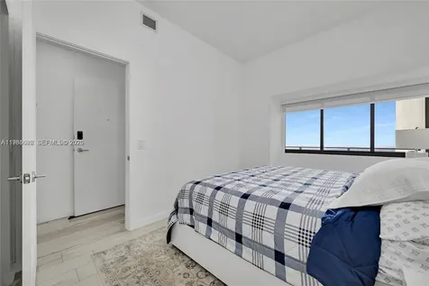 480 NE 31st Street Miami FL 33137