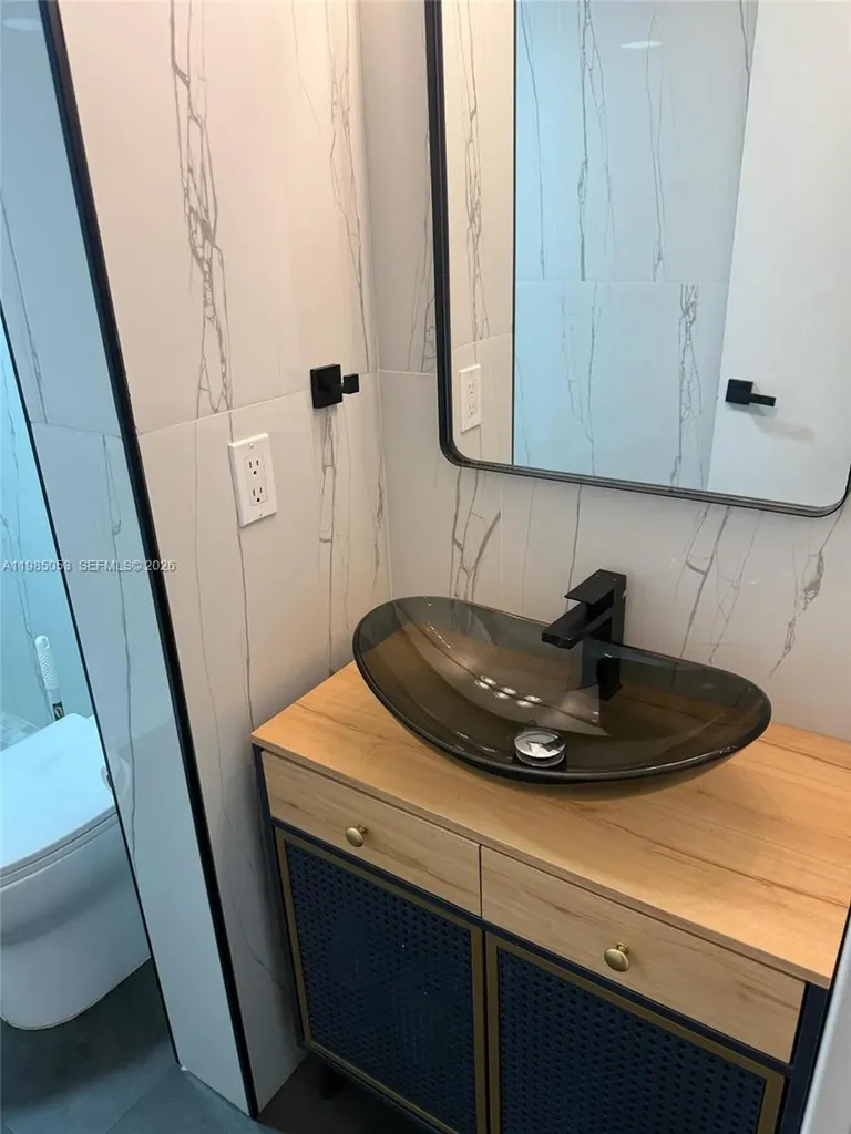 2624 NE 30th Place Fort Lauderdale FL 33306