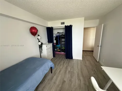 3300 NE 191st Street Aventura FL 33180