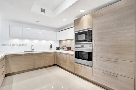 17301 Biscayne Boulevard North Miami Beach FL 33160