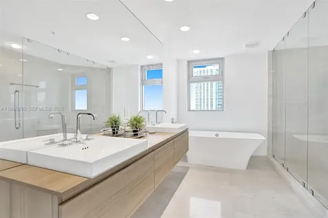 17301 Biscayne Boulevard North Miami Beach FL 33160
