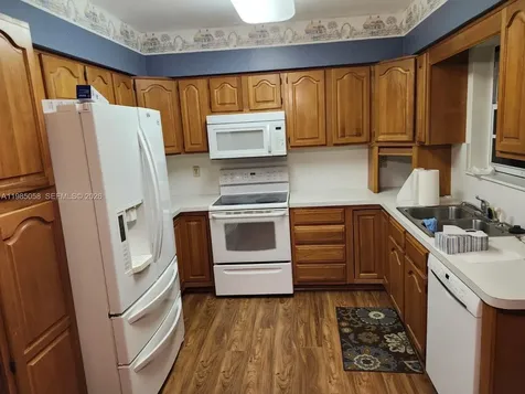 690 NW 19th Street Homestead FL 33030