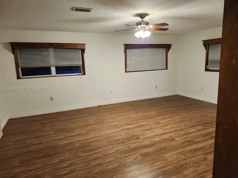 690 NW 19th Street Homestead FL 33030